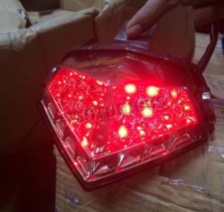 FZ V3 Tail Light