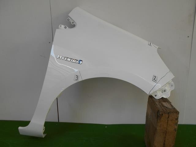 Aqua NHP10 Right Front Fender Panel 5381152310