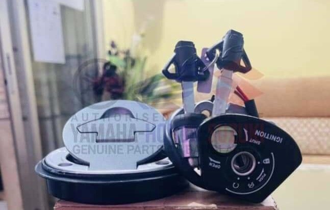 Yamaha R15 V3 Lock Set Indonesian