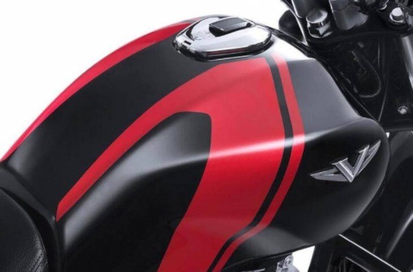 Bajaj V-15 Fuel Tank