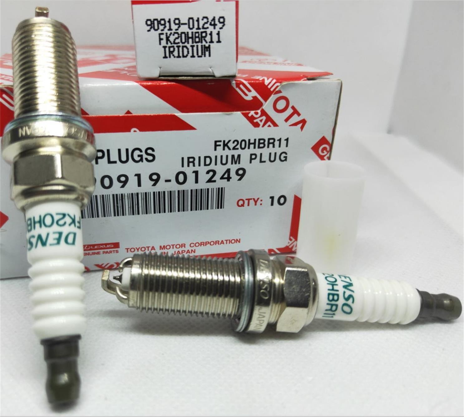 TOYOTA 90919-01249 Genuine Spark Plug